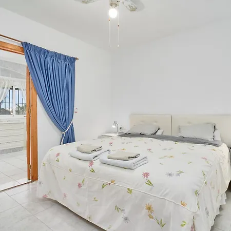 Casa Rosa Burriana Villa Nerja