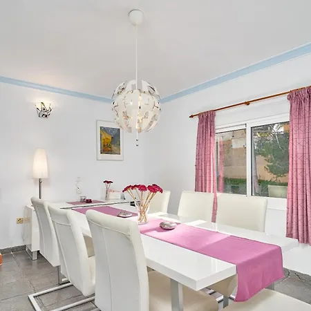 Casa Rosa Burriana Villa Nerja